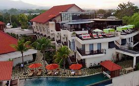 Capa Maumere Resort